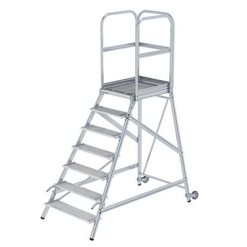 MUNK Podesttreppe mit Rollen und Griffen MUNK Podesttreppe mit Rollen und Griffen